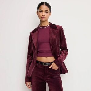 New Good American - VELVET SCULPTED BLAZER
